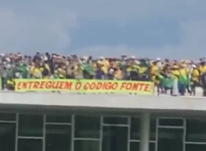 dmBx26E7-829105e0-9027-11ed-9790-8387c8b75207-png