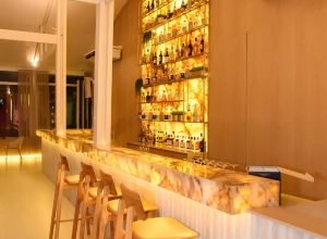 e7DhdK8R-Drink-Bar-01_Clovis-Louzada