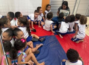 Crianças do CmeiTI Georgina da Trindade Faria