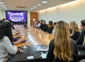 Vitória firma Acordo de Cooperação com Defensoria Pública para combate à violência contra a mulher